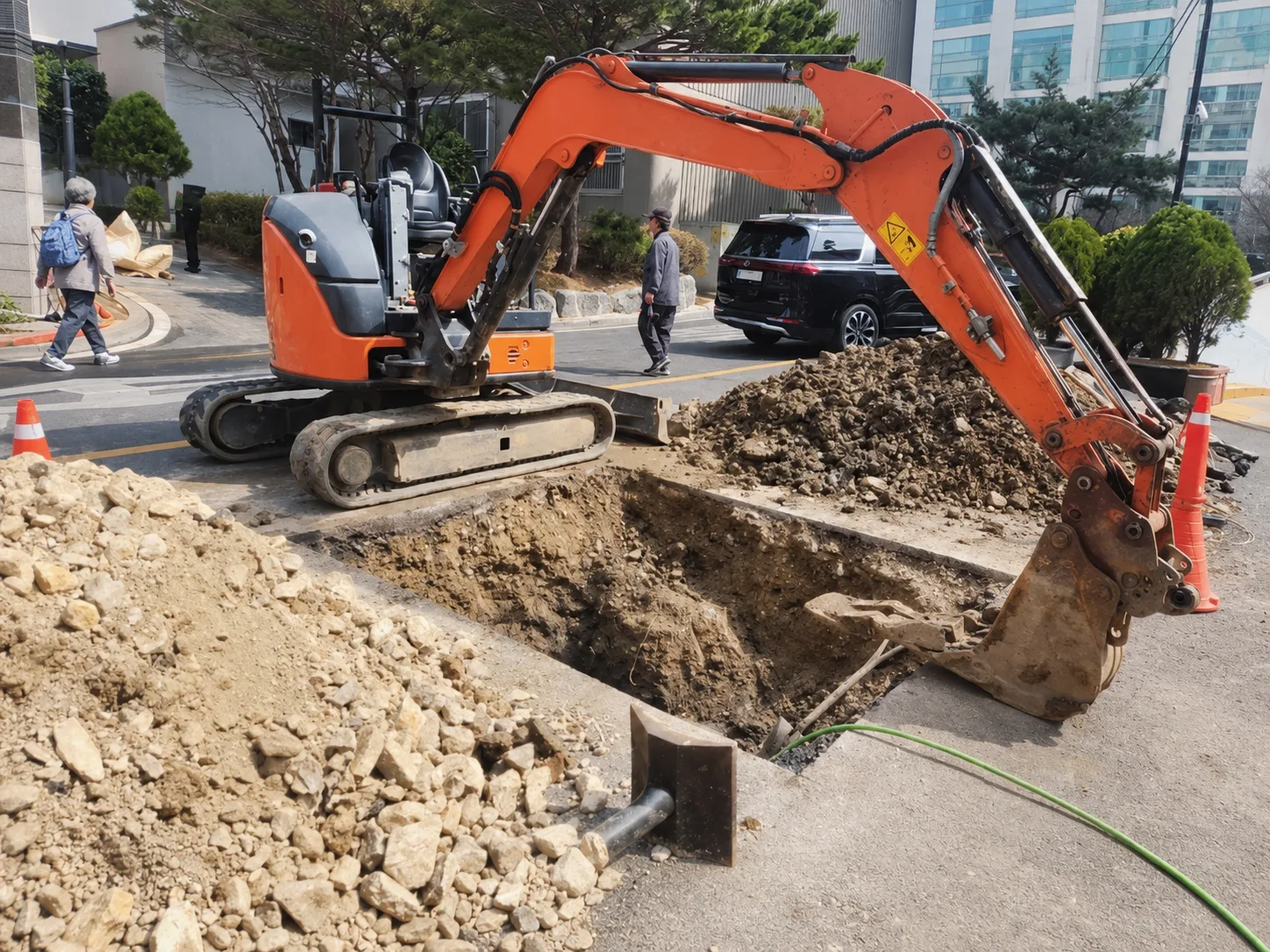 아파트 공동하수관 역류|관로탐지로 매립배관 파손 확인 현장 사진 4
